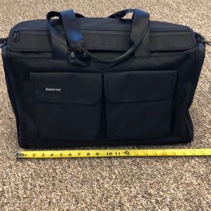 BETABRAND NWOT weekender duffle/garment bag